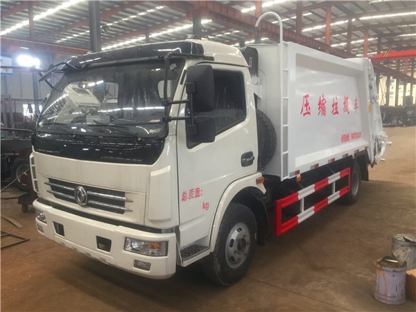 連云港福田壓縮垃圾車_壓縮車急售