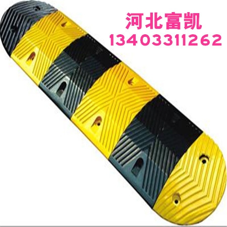 供應(yīng)天津減速帶護(hù)角擋車(chē)桿廣角鏡標(biāo)志牌１３４０３３１１２６２天津停車(chē)場(chǎng)設(shè)施交通設(shè)施廠家直供