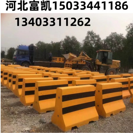 石家莊隔離墩廠家直銷/石家莊公路隔離墩/石家莊高速公路隔離墩批發(fā)/水泥隔離墩廠家