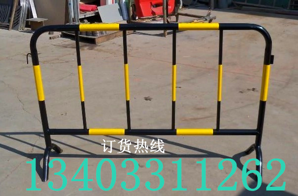 石家莊道路施工隔離圍欄批發(fā)交通設(shè)施134O3311262石家莊鐵馬保定鐵馬滄州鐵馬衡水鐵馬