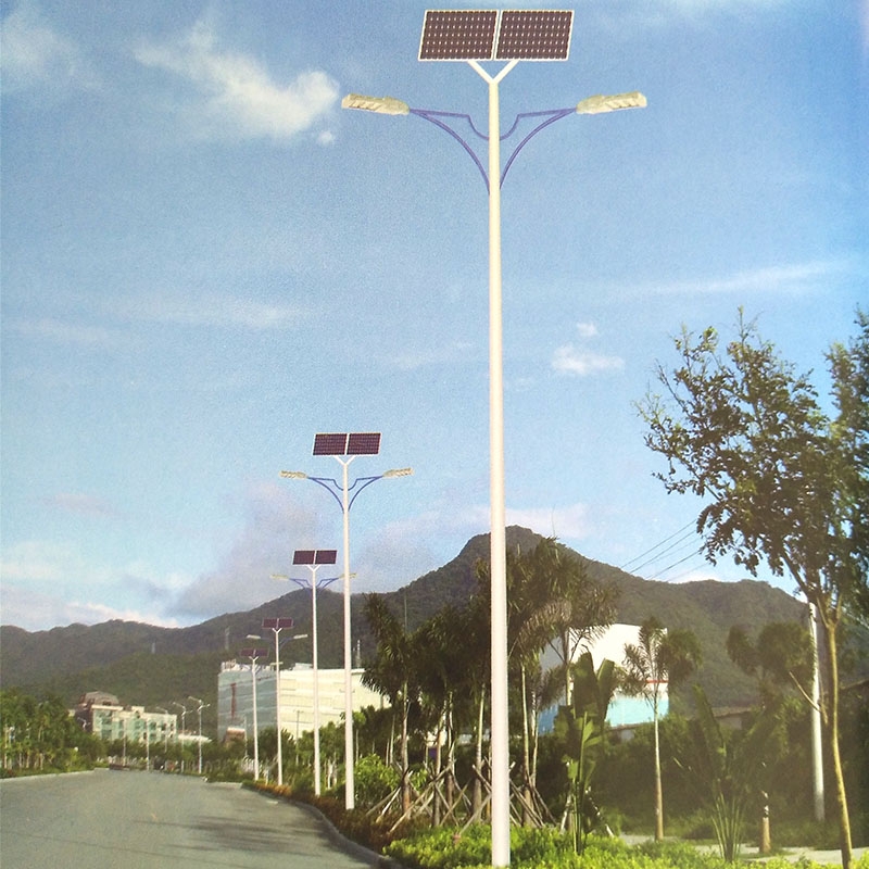 太原太陽能路燈價(jià)格，太陽能鋰電池路燈