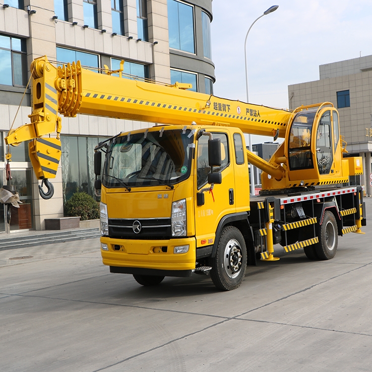 東風(fēng)國(guó)六汽車吊 12噸汽車吊起吊參數(shù)表 12噸小吊車廠家直銷