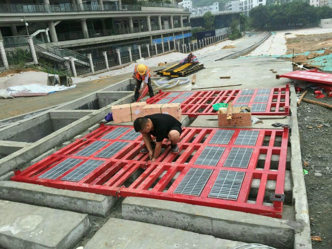 聊城建筑工地全自動沖洗機(jī)/工地沖洗設(shè)備更劃算