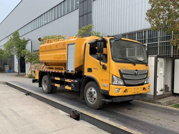 國(guó)六福田歐馬可6+4方高壓清洗吸污車(chē)|真空吸污車(chē)|清洗吸污車(chē)|清淤車(chē)