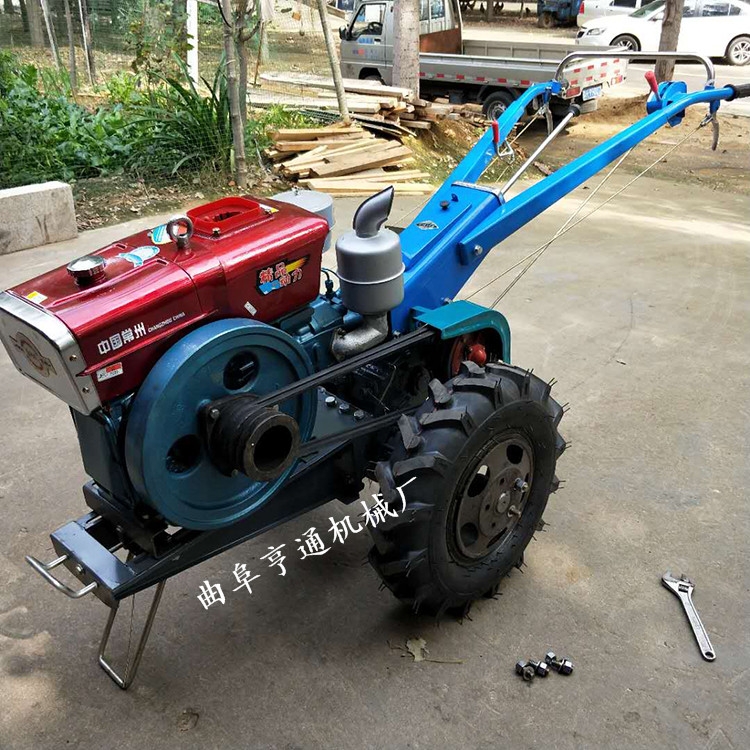 河南農(nóng)用手扶車帶動(dòng)旋耕機(jī) 手扶拖拉機(jī) 手扶小型旋耕機(jī)價(jià)格