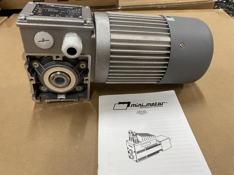 意大利Mini Motor MC440P3T減速電機(jī)用于塑料橡膠加工業(yè)