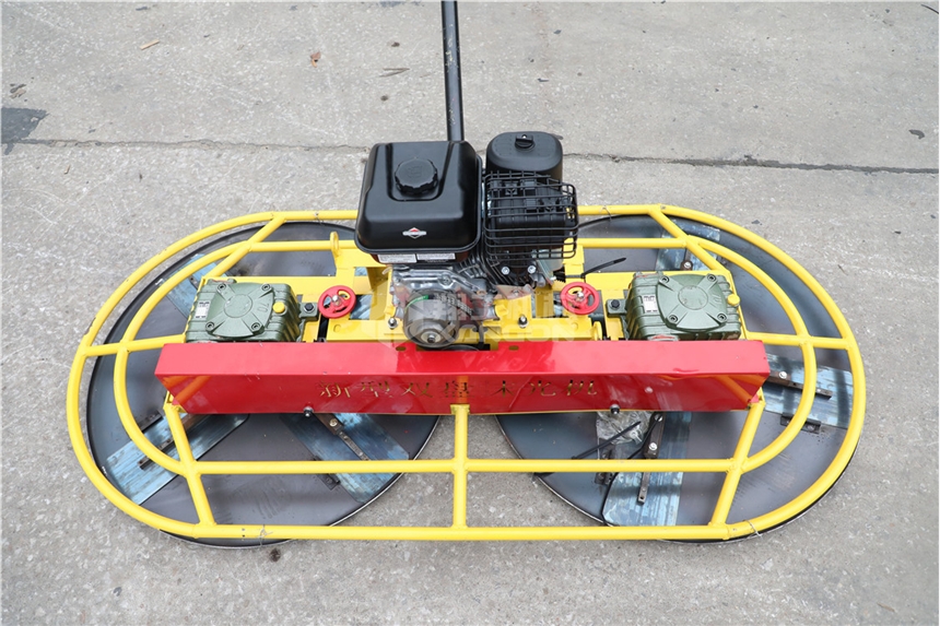 山東泰安手扶雙盤抹光機(jī)節(jié)約人工、施工效率高一人操作、穩(wěn)定簡單