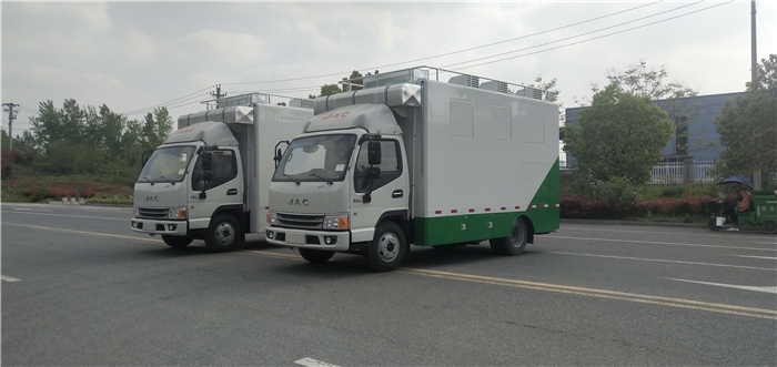 山東萊蕪市流動餐車價格