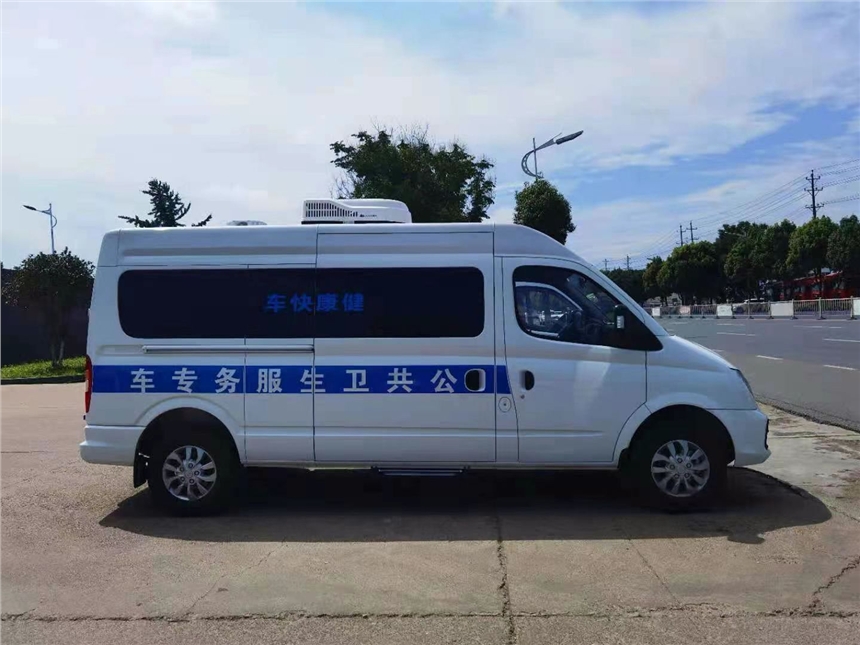 核酸采樣檢測車：采用新風(fēng)正壓系統(tǒng)，咽拭子取樣車