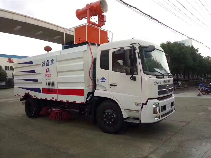 東風(fēng)吸塵車|洗掃車|掃路車廠家|掃路車