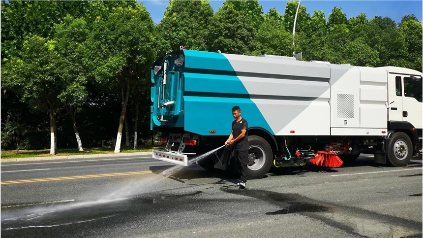 水泥廠洗掃車_路面洗掃車_東風(fēng)8方多利卡洗掃車_