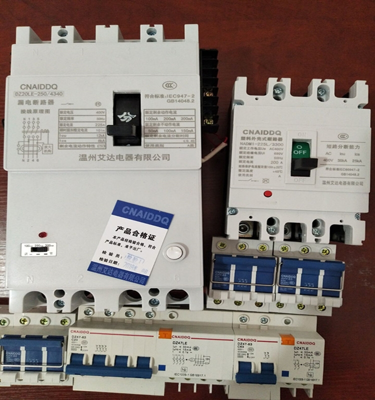 接近開關(guān)常備庫存現(xiàn)貨BNS33-11ZG-2187接近開關(guān)現(xiàn)貨