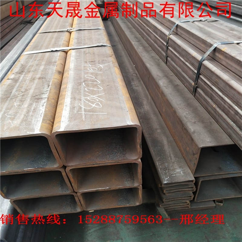 中國無縫方矩管-220*400*14方矩管