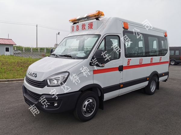 南京依維柯歐盛AD02礦山救護(hù)車(chē)指揮車(chē)