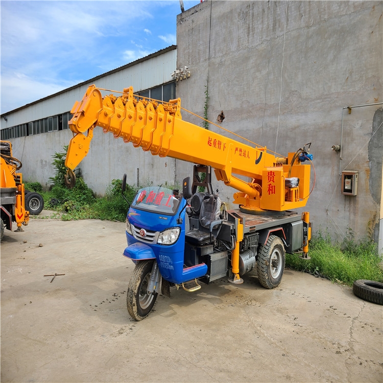 出售三輪吊車 三輪移樹(shù)吊 農(nóng)用三輪吊車