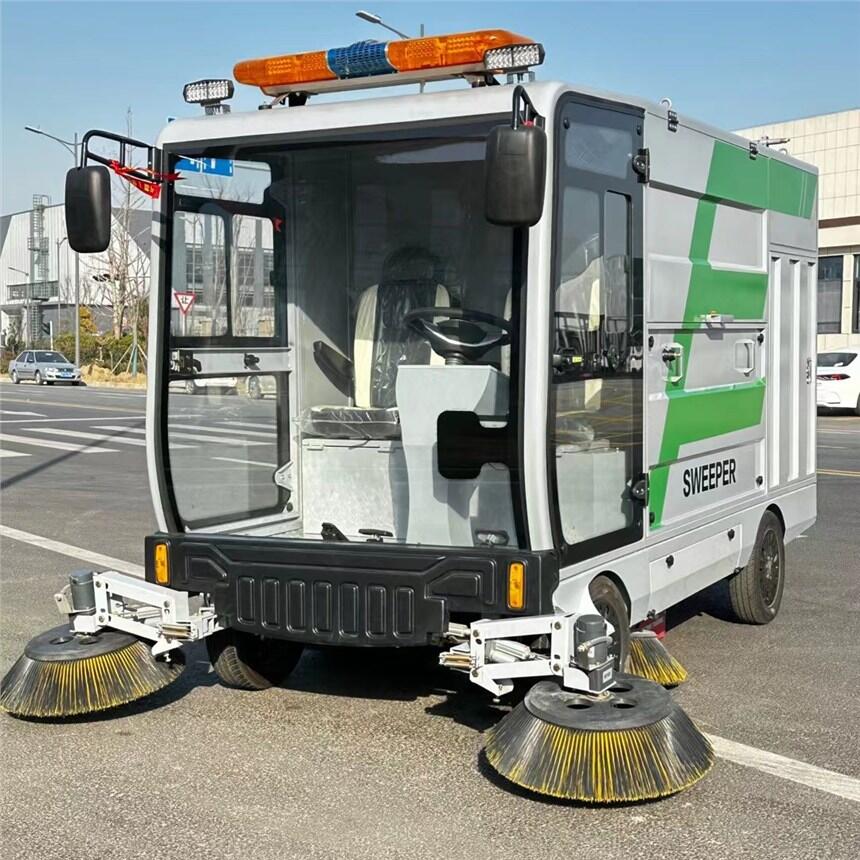 四輪吸塵灑水吸塵清洗掃地車YX240L  園林綠化市容掃地機(jī)工廠店