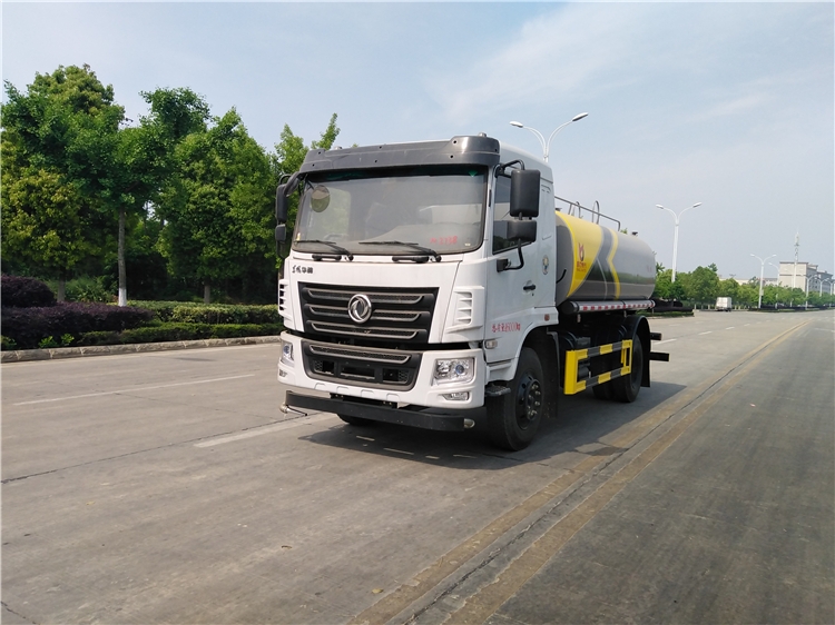 鞏義灑水車哪里有賣_鞏義灑水車廠家價(jià)格_大量灑水車現(xiàn)車