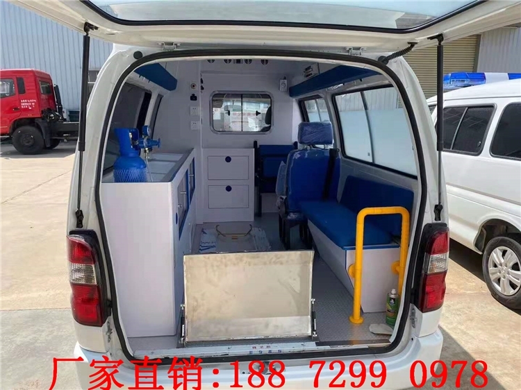 青海救護(hù)車價格 短軸救護(hù)車生產(chǎn)廠家