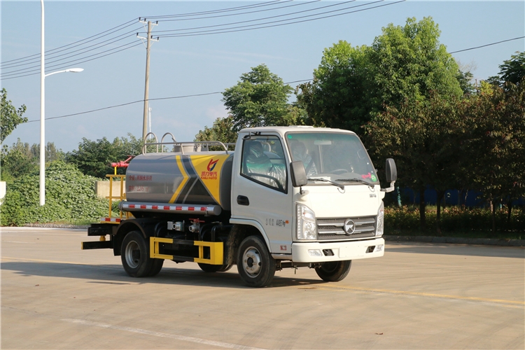 重汽灑水車廠家-灑水車銷售點(diǎn)新報(bào)價(jià)2022已更新(今日/動(dòng)態(tài)）