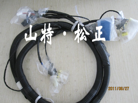 小松挖掘機(jī)PC200-8空調(diào)到壓縮機(jī)軟管20Y-810-1311