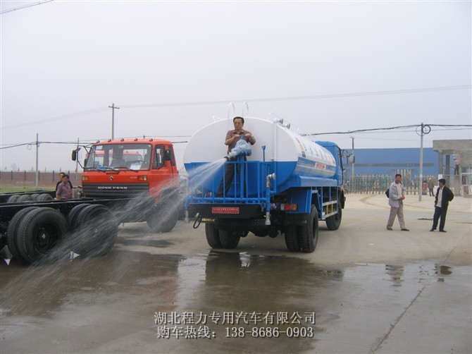 佳木斯 雞西 鶴崗 工程 綠化 抗旱 消防 打藥車 灑水車銷售點