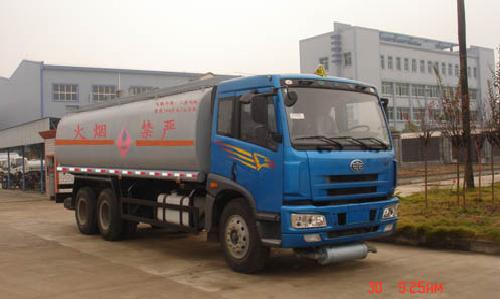 20方化工車20m³化工液體運(yùn)輸車