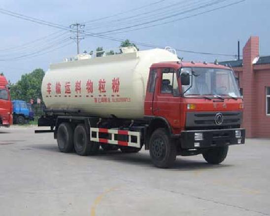 東風(fēng)后雙橋240馬力（EGR）散裝水泥運(yùn)輸車