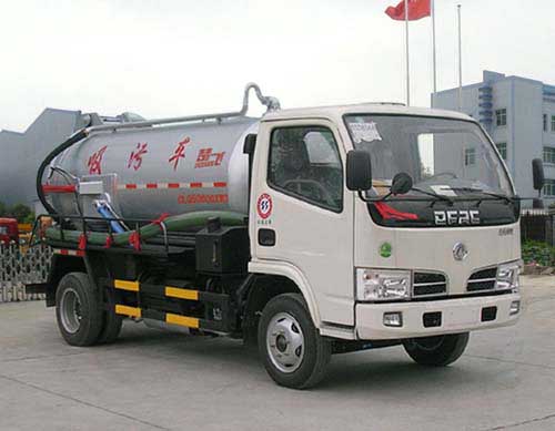 吸污車(chē)價(jià)格廠家