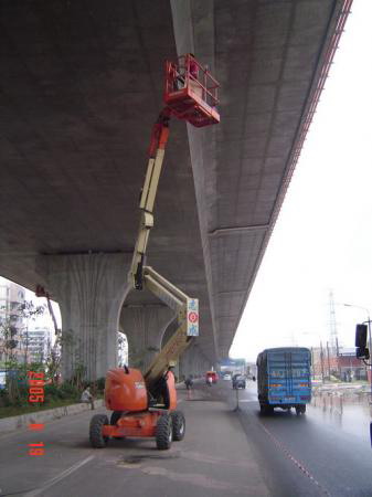 上海租賃高空作業(yè)車在哪里？上海出租高空作業(yè)車