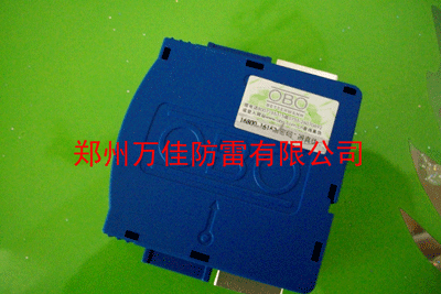 河南信號(hào)防雷箱/煤礦專用防雷箱/信號(hào)避雷器/機(jī)房專用信號(hào)防雷器