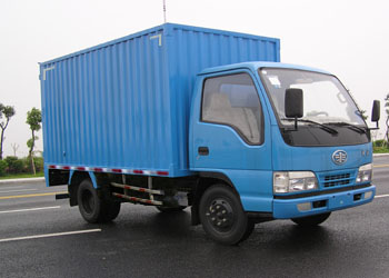 解放廂式車 4.35米廂式車 1.93噸輕型廂式小貨車 方便經(jīng)濟