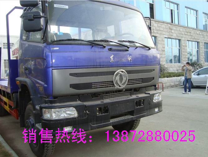 哪里有15-25噸挖機(jī)運(yùn)輸車，平板車廠家直銷價(jià)格