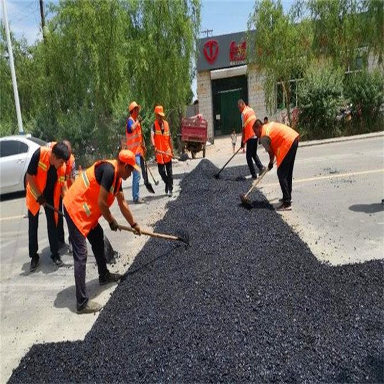 型號(hào)LB10道路瀝青冷補(bǔ)料\/市區(qū)改性冷補(bǔ)混凝土\/瀝青砂攤鋪事項(xiàng)