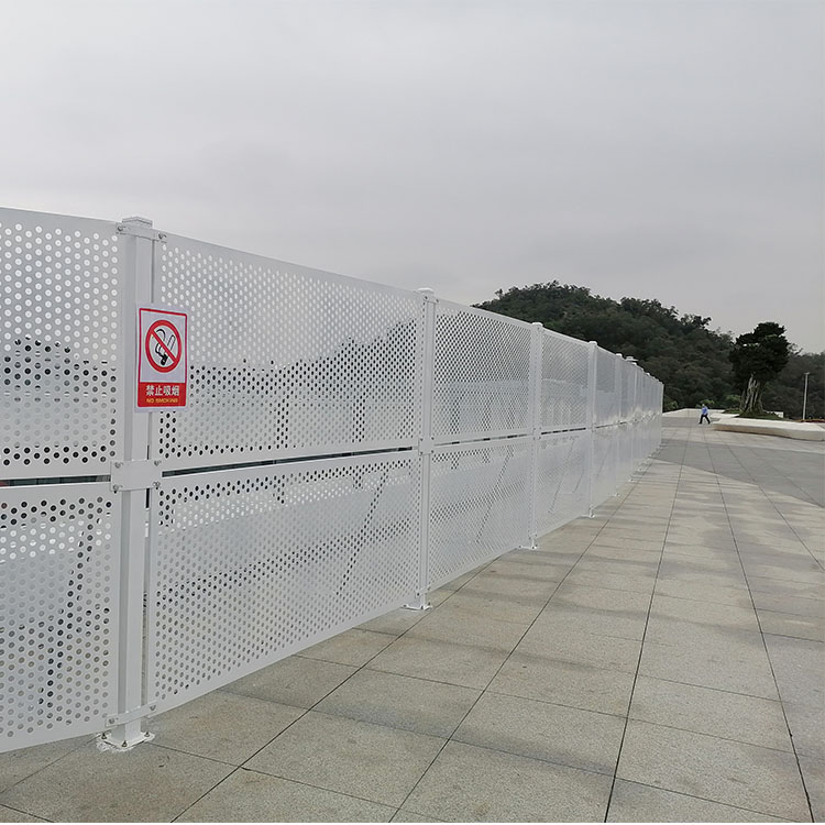 金屬沖孔洞洞孔鍍鋅板圍蔽圍檔防風(fēng)隔離防護(hù)沖孔圍檔
