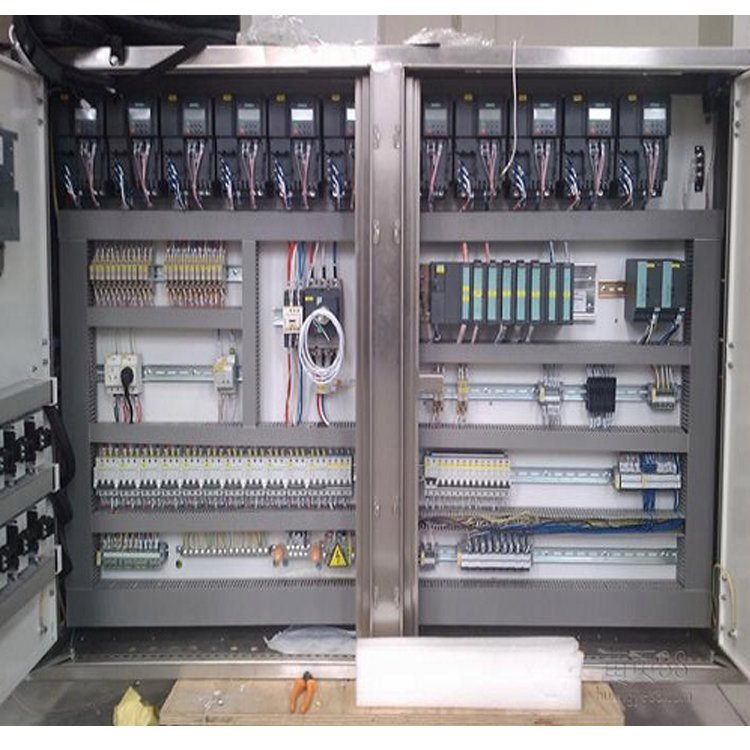 PLC電控柜純水控制柜環(huán)保設備廠家自動反滲透