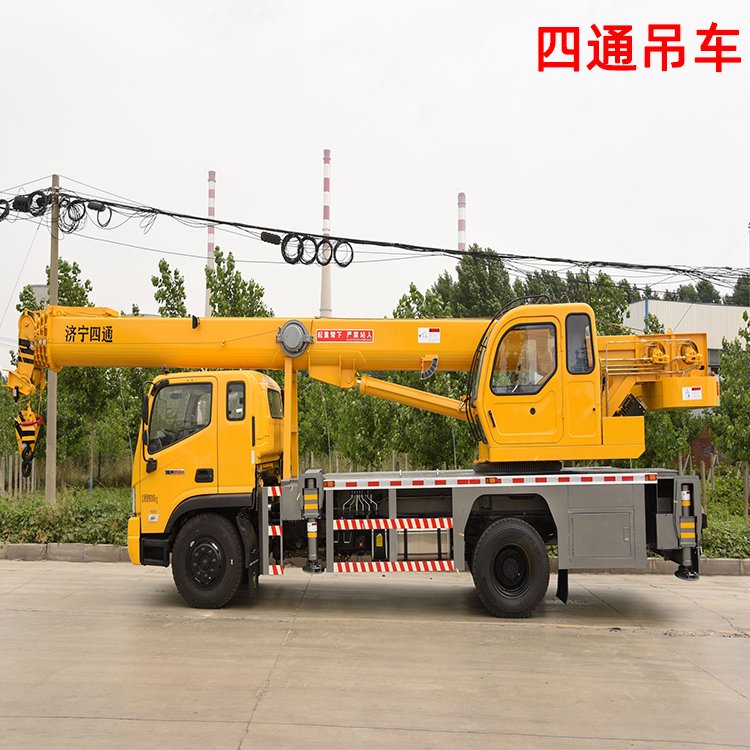 四通吊車(chē)12噸福田汽車(chē)吊油電兩用建筑農(nóng)用運(yùn)轉(zhuǎn)移動(dòng)靈活利強(qiáng)