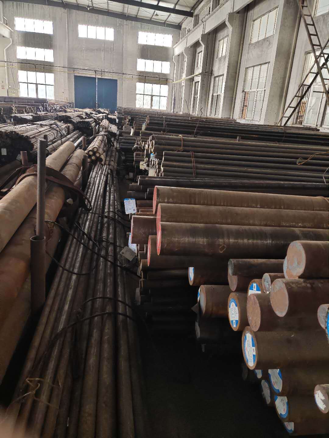 ASTM-A105管道元件圓棒碳鋼鍛件閥門碳素鋼a105現(xiàn)貨庫存