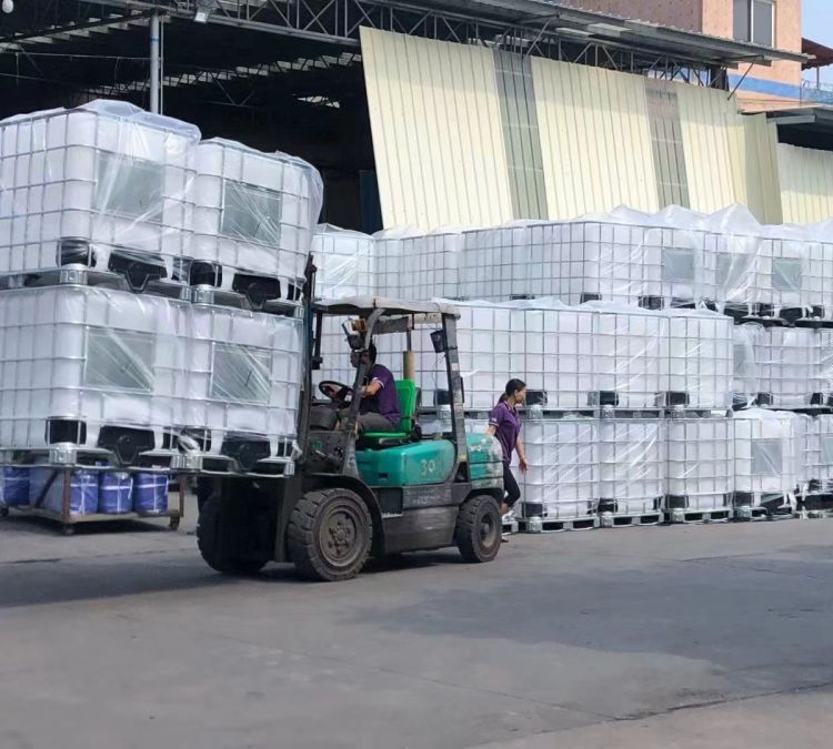 塑料化工桶1000L帶蓋帶閥門危險品食品用白色藍(lán)色黑色噸桶