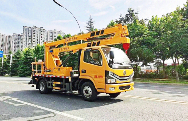 江淮40米高空作業(yè)車高空搬運車廠家直發(fā)有現貨