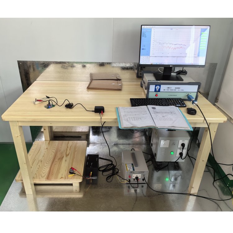 電熱水壺CE傳導(dǎo)整改測試輻射摸底測試儀EMI型號(hào)KH3962外接電腦