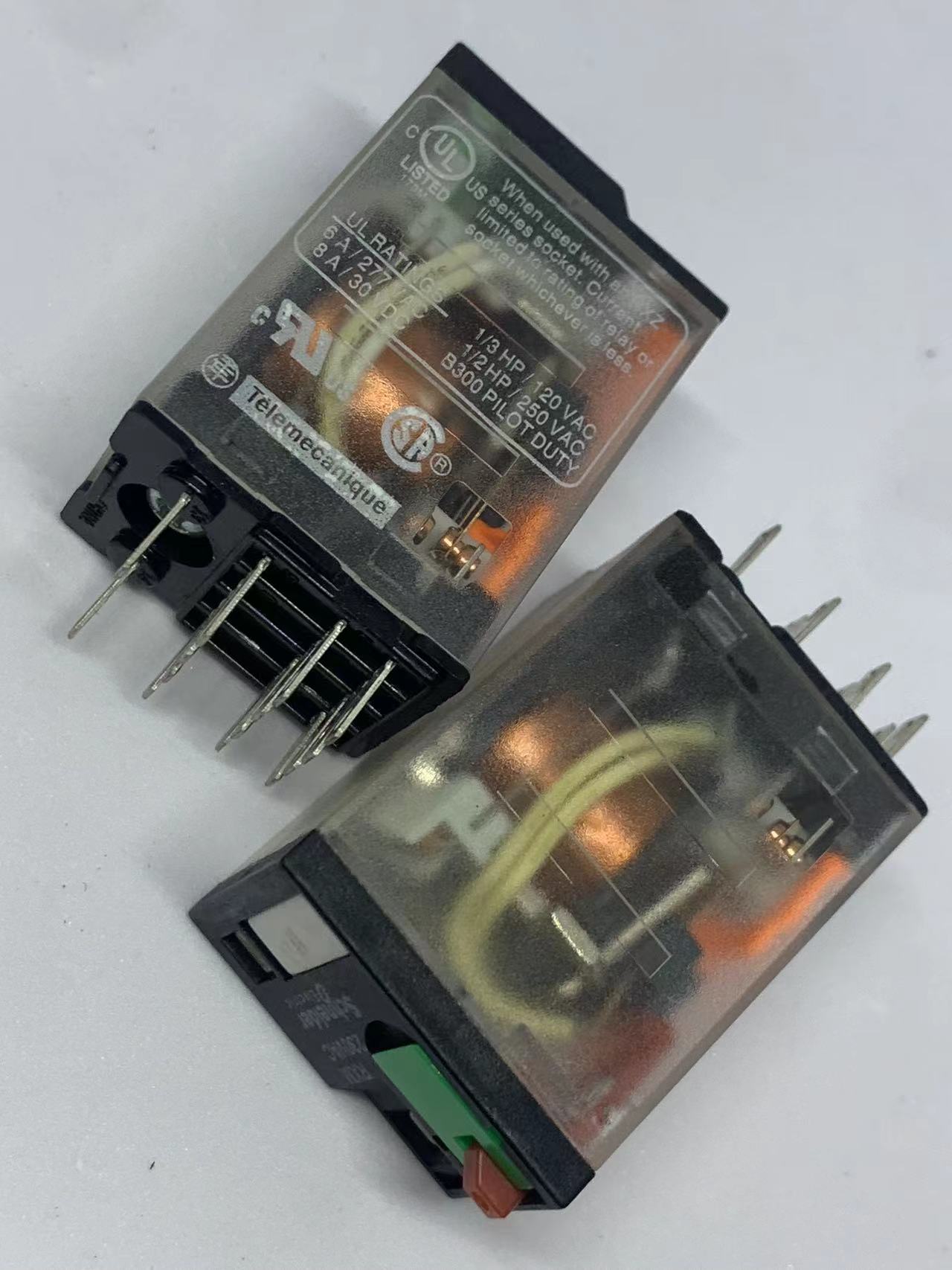 施耐德中間繼電器RXM4AB2ED可插拔式RXM系列有LED指示燈