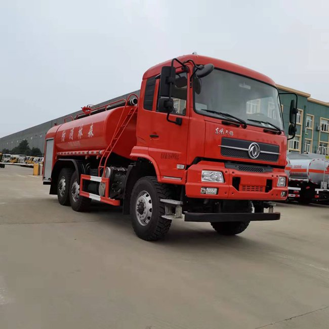 森林消防車東風六驅(qū)越野森林供水車林業(yè)消防滅火車