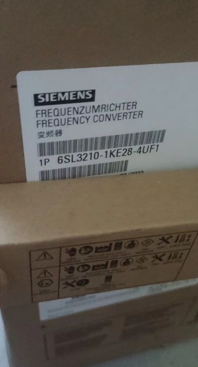 6SL3210-1KE28-4UF1西門子G120C變頻器廠家標(biāo)稱功率模塊45.0kW