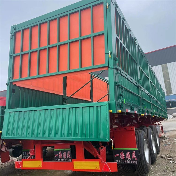 13米倉(cāng)欄拉煤側(cè)翻自卸半掛車(chē)承載能力強(qiáng)鞍座承載1600Kg