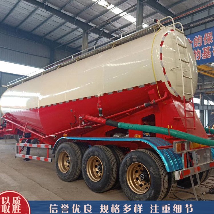 移動(dòng)式水泥罐車多功能散裝水泥罐車建筑工地?cái)嚢韫捃嚦鍪蹚S家