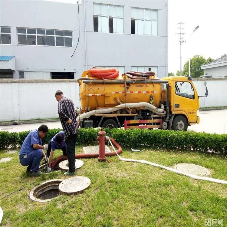 單位小區(qū)隨叫隨到快速抵達瑞皓支持定制清理化糞池吸糞