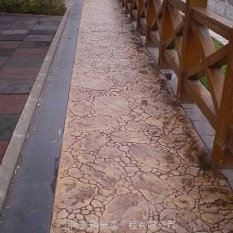新疆彩色壓模混凝土銷售阿克蘇地區(qū)壓花路面施工隊品障