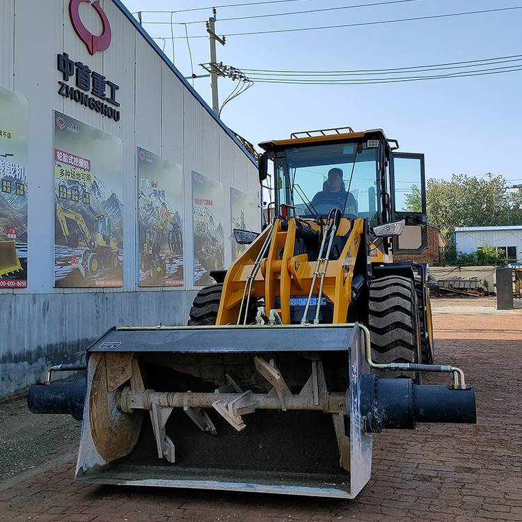 ZSZG939攪拌斗鏟車驅(qū)動力大一斗能出料1方的混凝土攪拌機