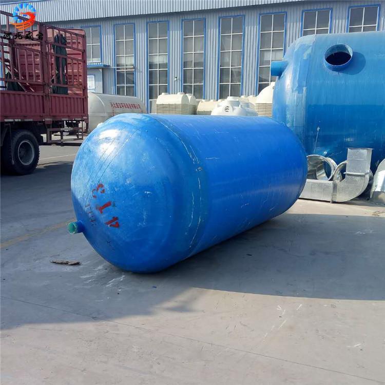 盛寶玻璃鋼化糞池廠家小型家用農(nóng)村化糞污水處理