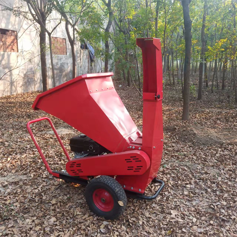 家用果樹枝粉碎機(jī)移動式碎枝機(jī)小型果園柴油園林綠化樹枝碎葉機(jī)